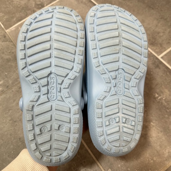 Crocs Classic Lined Clogs - Picture 6 of 9